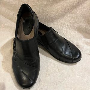 Earth 9d shoe with zipper